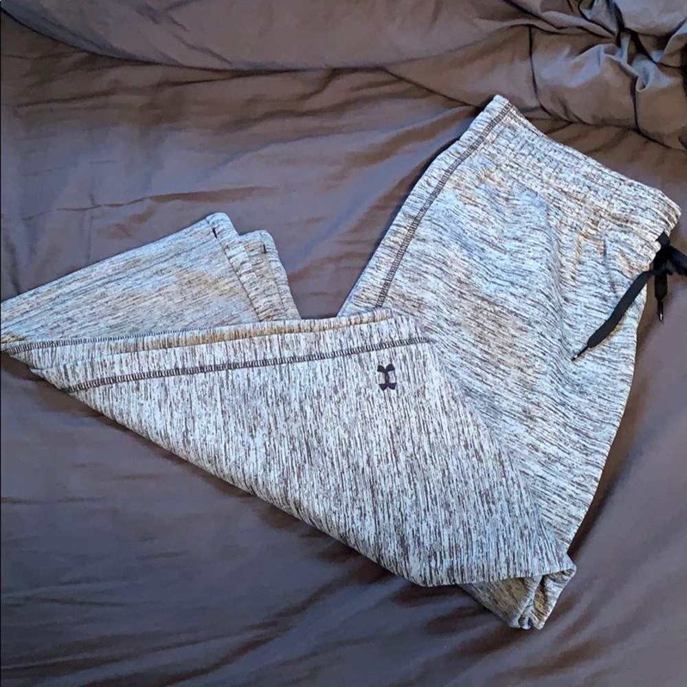 Under Armour fleece sweatpants